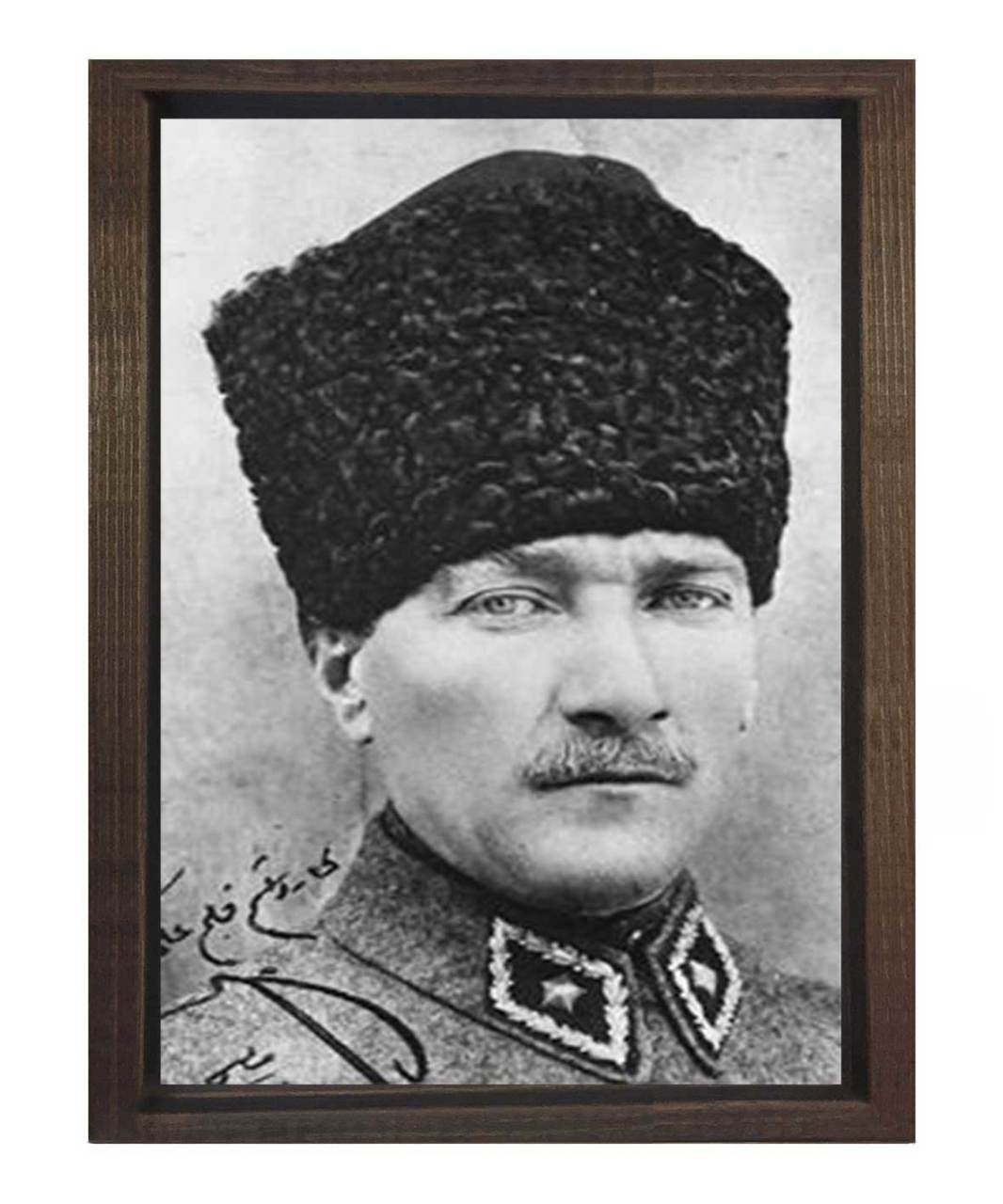 Atatürk Siyah Beyaz Tablosu Kahverengi Ahşap Çerçeve - 40x60