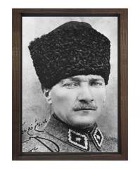 Atatürk Siyah Beyaz Tablosu Kahverengi Ahşap Çerçeve - 40x60