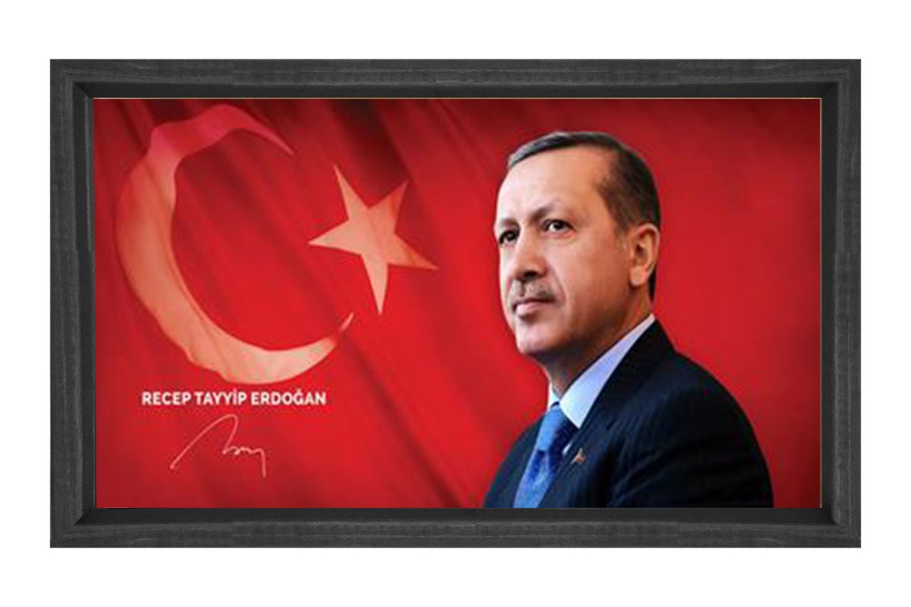 Sayın: Recep Tayyip Erdoğan Tablosu Siyah Ahşap Çerçeve - 40x60