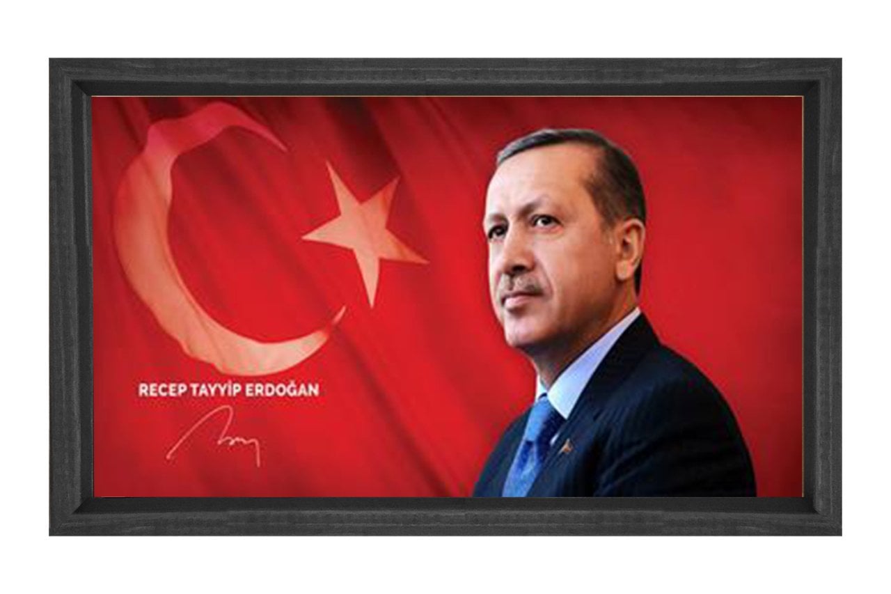 Sayın: Recep Tayyip Erdoğan Tablosu Siyah Ahşap Çerçeve - 45x30