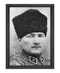 Atatürk Siyah Beyaz Tablosu Siyah Ahşap Çerçeve - 100x150