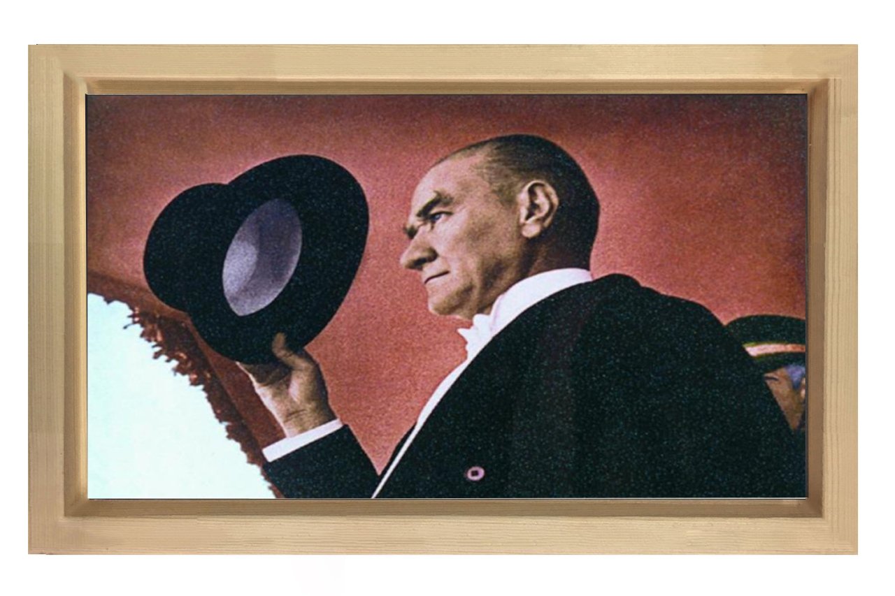Atatürk Şapkasıyla Tablosu Naturel Ahşap - 50x70