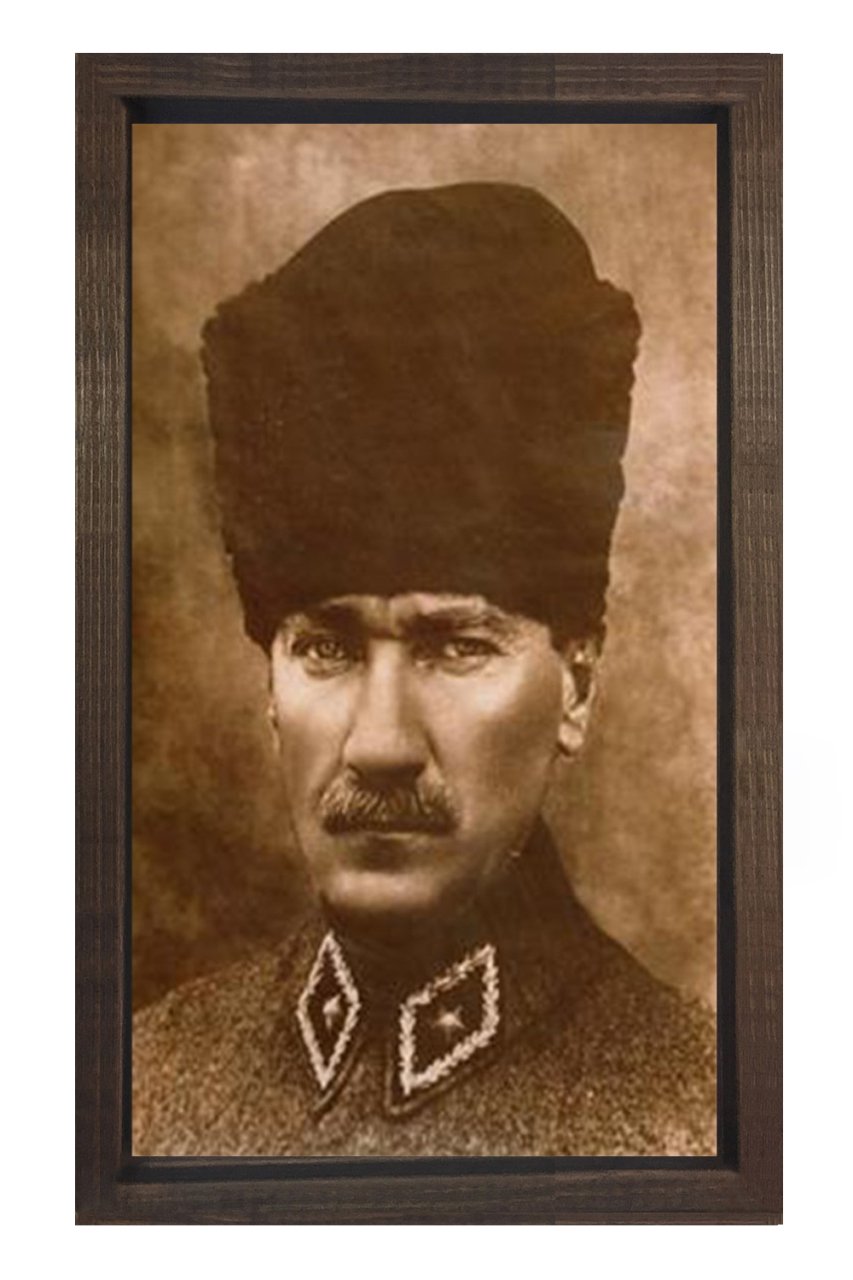 Atatürk Eskitme Tablosu Kahverengi Ahşap - 70x100