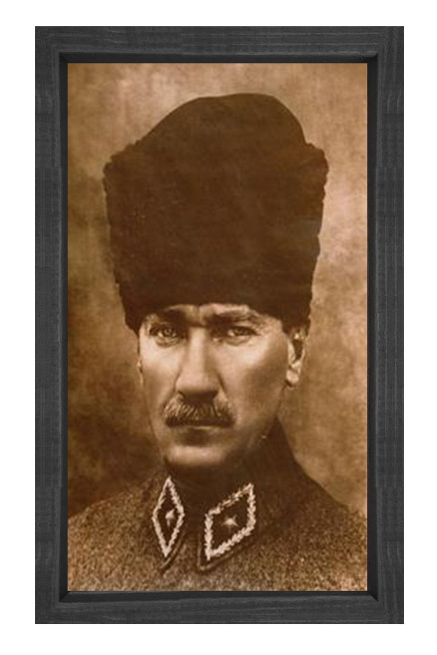 Atatürk Eskitme Tablosu Siyah Ahşap - 50x70