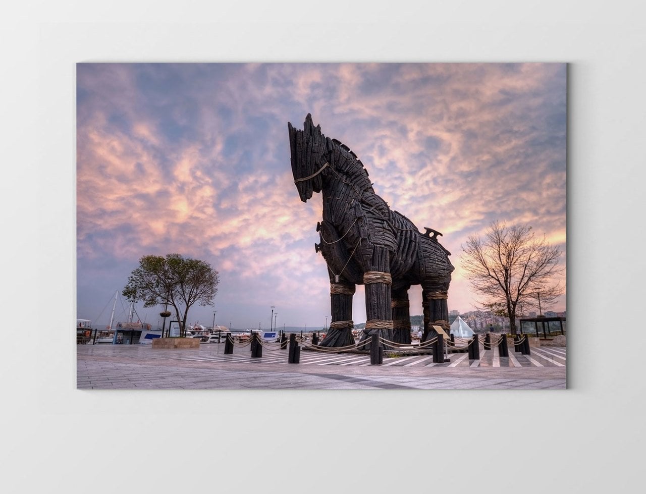 Truva Atı Tablosu Çerçevesiz - 40x60