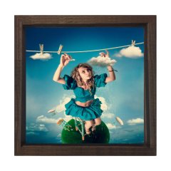 Kadın ve Yaşam Tablosu Kahverengi Ahşap Çerçeve - 40x40