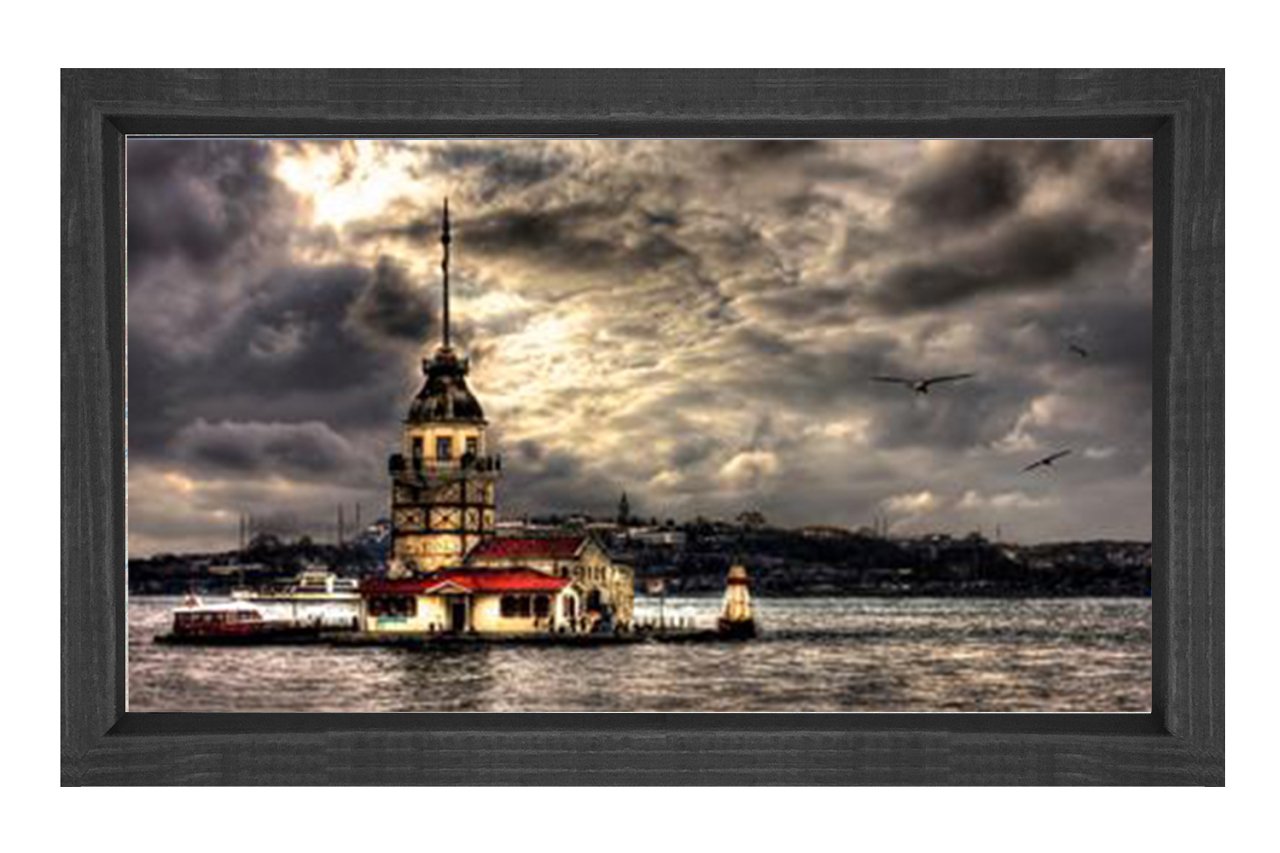 Kız Kulesi ve Bulutlar Tablosu Siyah Ahşap Çerçeve - 50x70