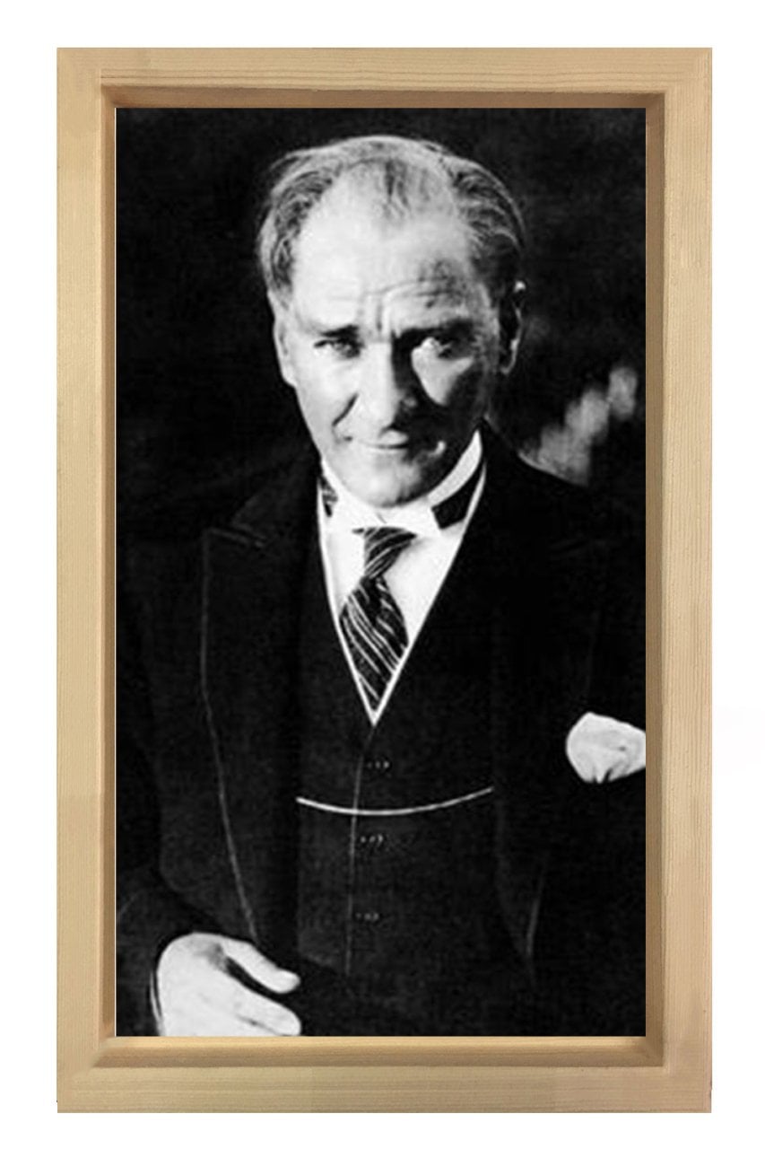 Atatürk-Siyah Beyaz Tablosu Naturel Ahşap - 50x90