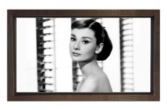 Audrey Hepburn Tablosu Kahverengi Ahşap Çerçeve - 50x90