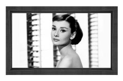 Audrey Hepburn Tablosu Siyah Ahşap Çerçeve - 50x90