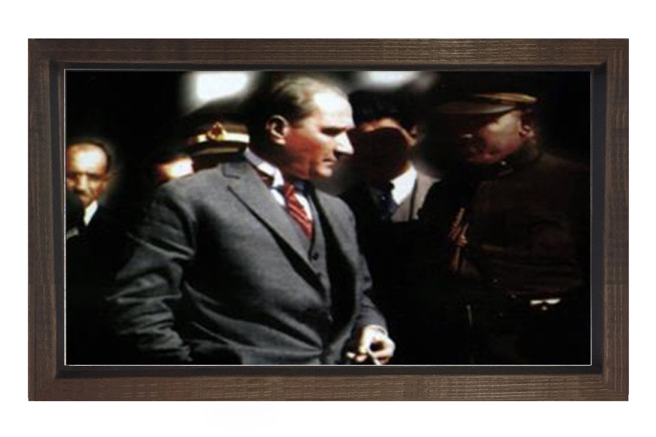 Atatürk Tablosu Kahverengi Ahşap - 45x30