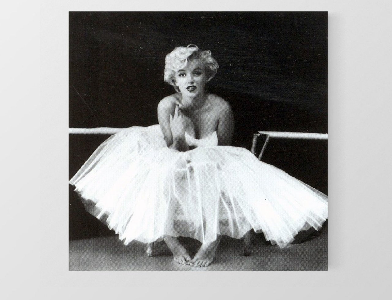 Marilyn Monroe Siyah Beyaz Tablosu Çerçevesiz - 100x100