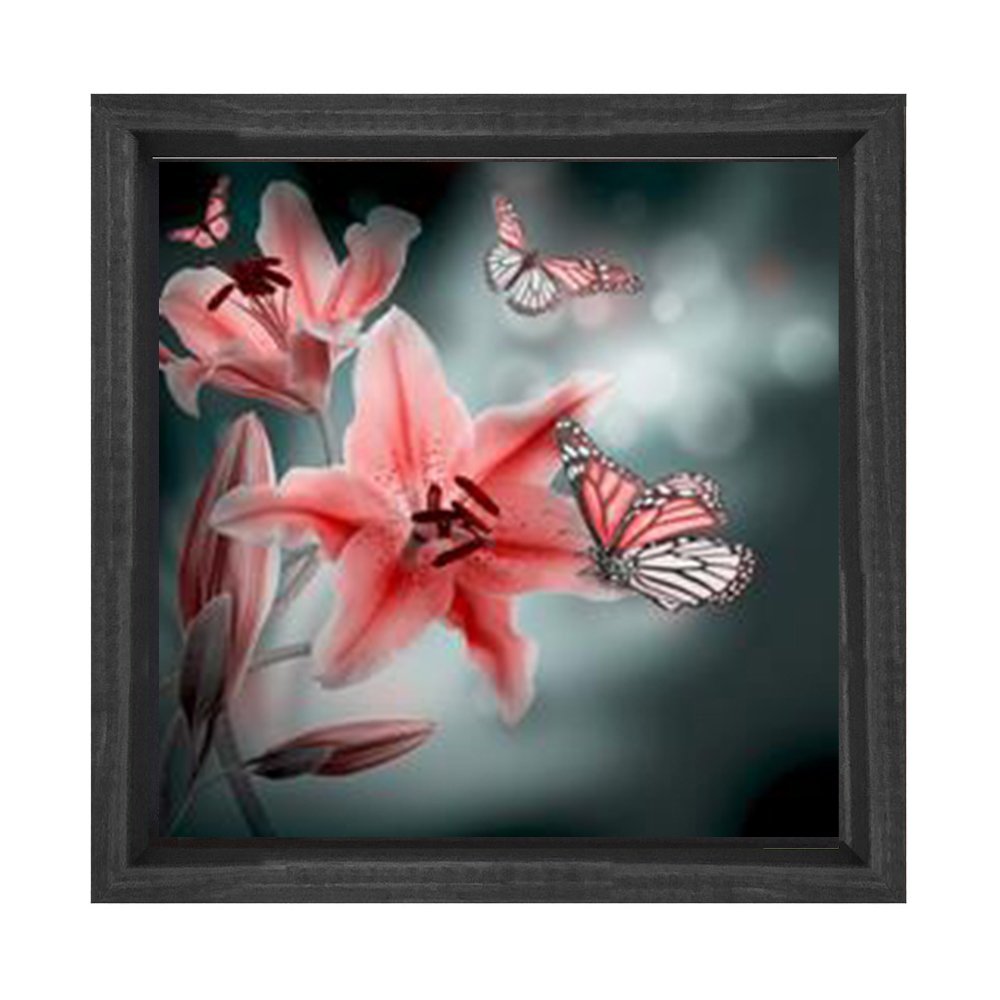 Kelebek Menekşe Tablosu Siyah Ahşap Çerçeve - 30x30