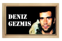 Deniz Gezmiş Tablosu Naturel Ahşap Çerçeve - 100x150