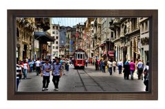 Kırmızı Tramvay ve Taksim Tablosu Kahverengi Ahşap Çerçeve - 45x30