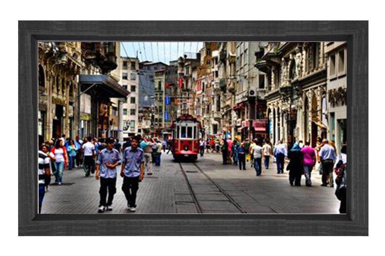 Kırmızı Tramvay ve Taksim Tablosu Siyah Ahşap Çerçeve - 100x200