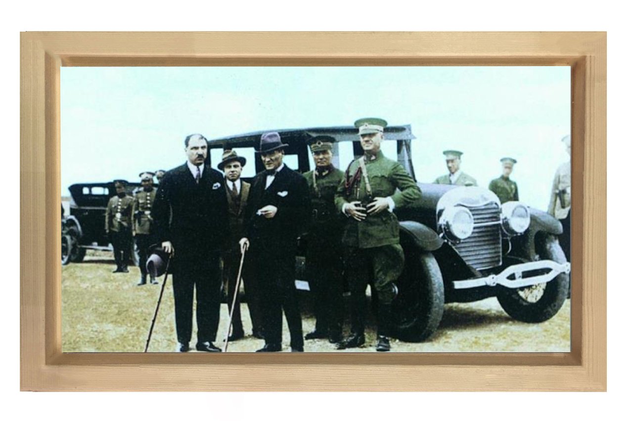 Atatürk ve Heyet Tablosu Naturel Ahşap - 50x70