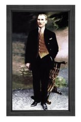 Atatürk Takım Elbisesiyle Tablosu Siyah Ahşap - 40x60