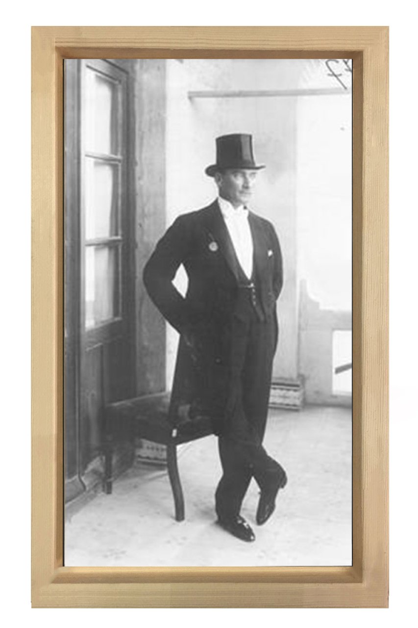 Şapka Ve Takım Elbise Atatürk Tablosu Naturel Ahşap - 50x90