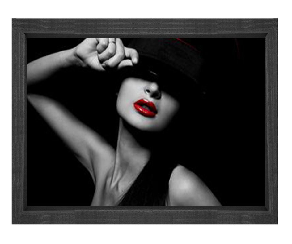 Siyah Beyaz Kadın Tablosu Siyah Ahşap Çerçeve - 40x60