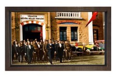 Atatürk Ve TBMM Tablosu Kahverengi Ahşap - 45x30