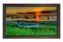 Denizdeki Sandallar ve Gün Batımı Tablosu Kahverengi Ahşap Çerçeve - 45x30
