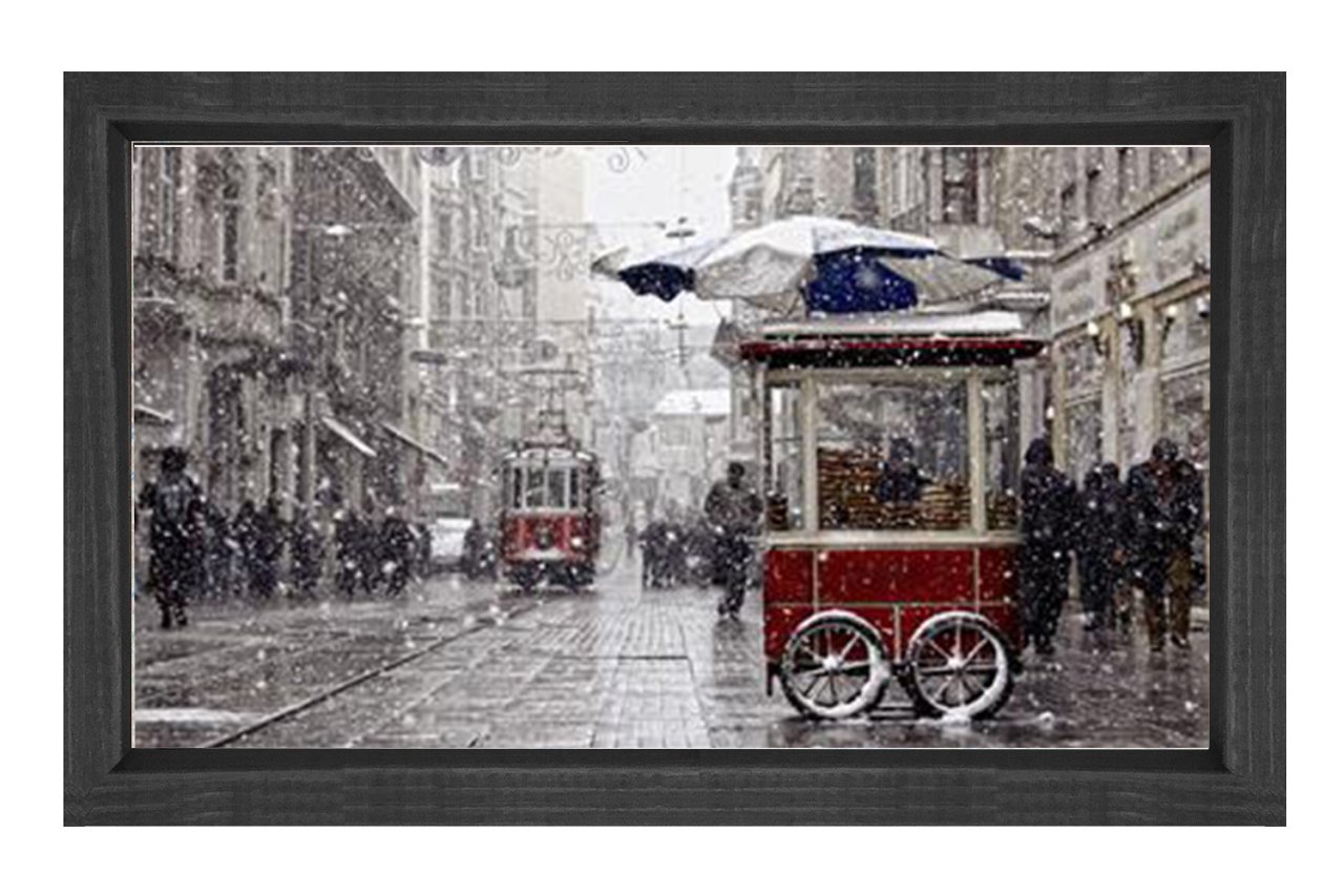 Taksim Meydanı Tablosu Siyah Ahşap Çerçeve - 50x70