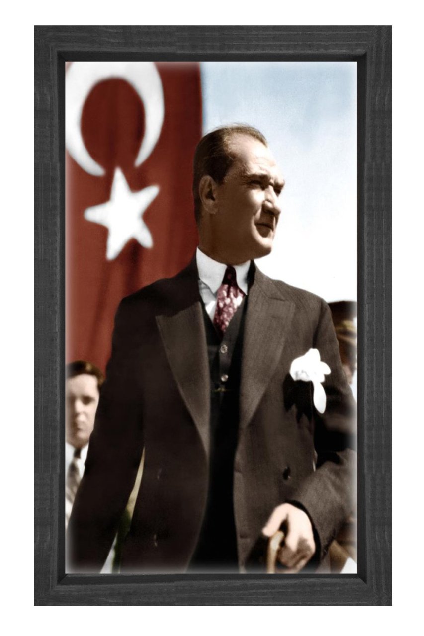Atatürk Ve Bayrak Tablosu Siyah Ahşap - 40x60