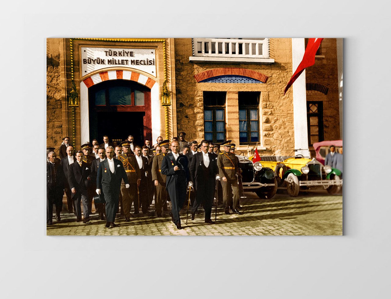 Atatürk Ve TBMM Tablosu Çerçevesiz - 100x150