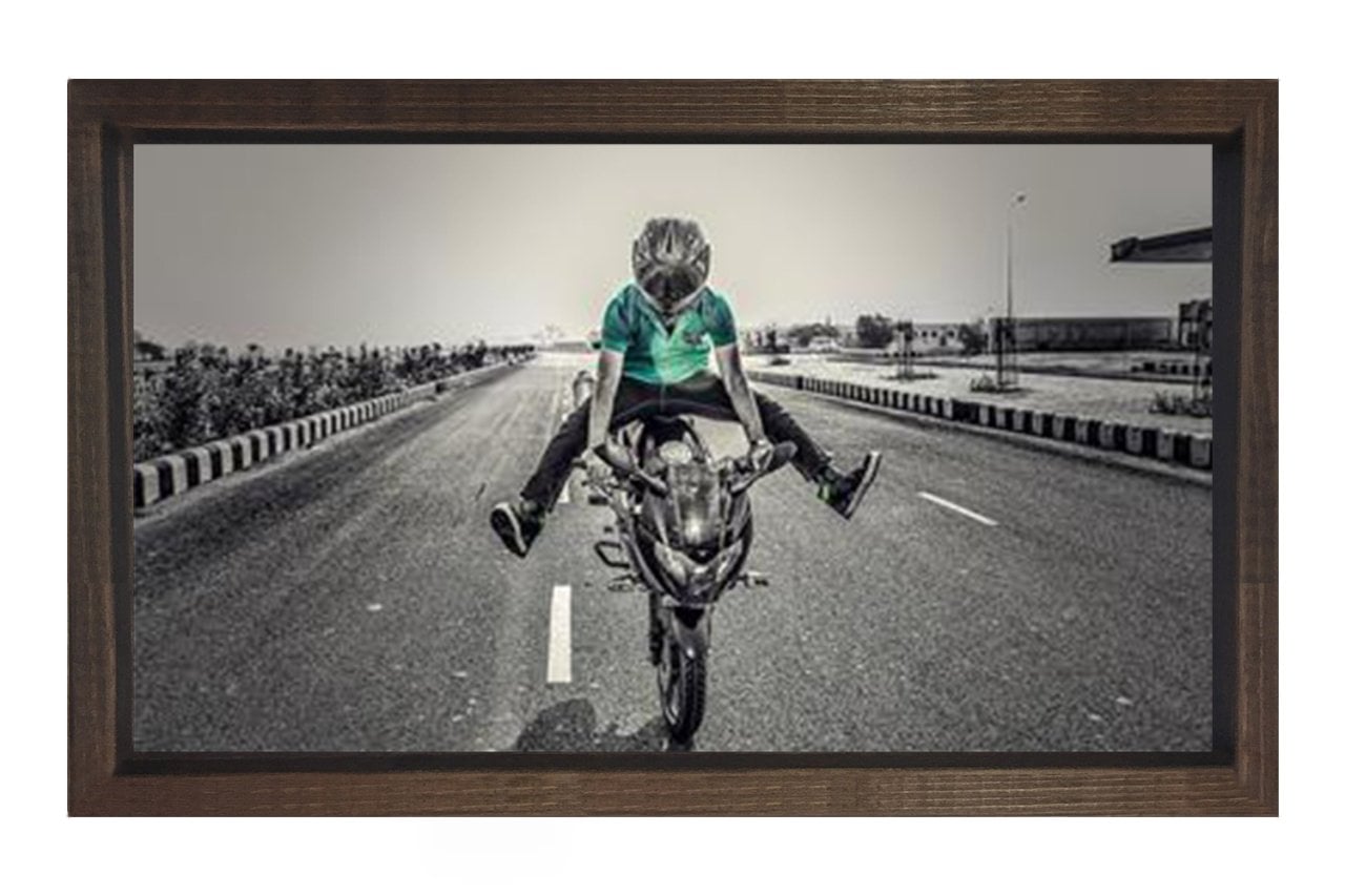 Akrobasi ve Motor Tablosu Kahverengi Ahşap Çerçeve - 100x150