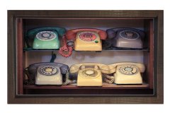 Eski Telefonlar Tablosu Kahverengi Ahşap - 70x100