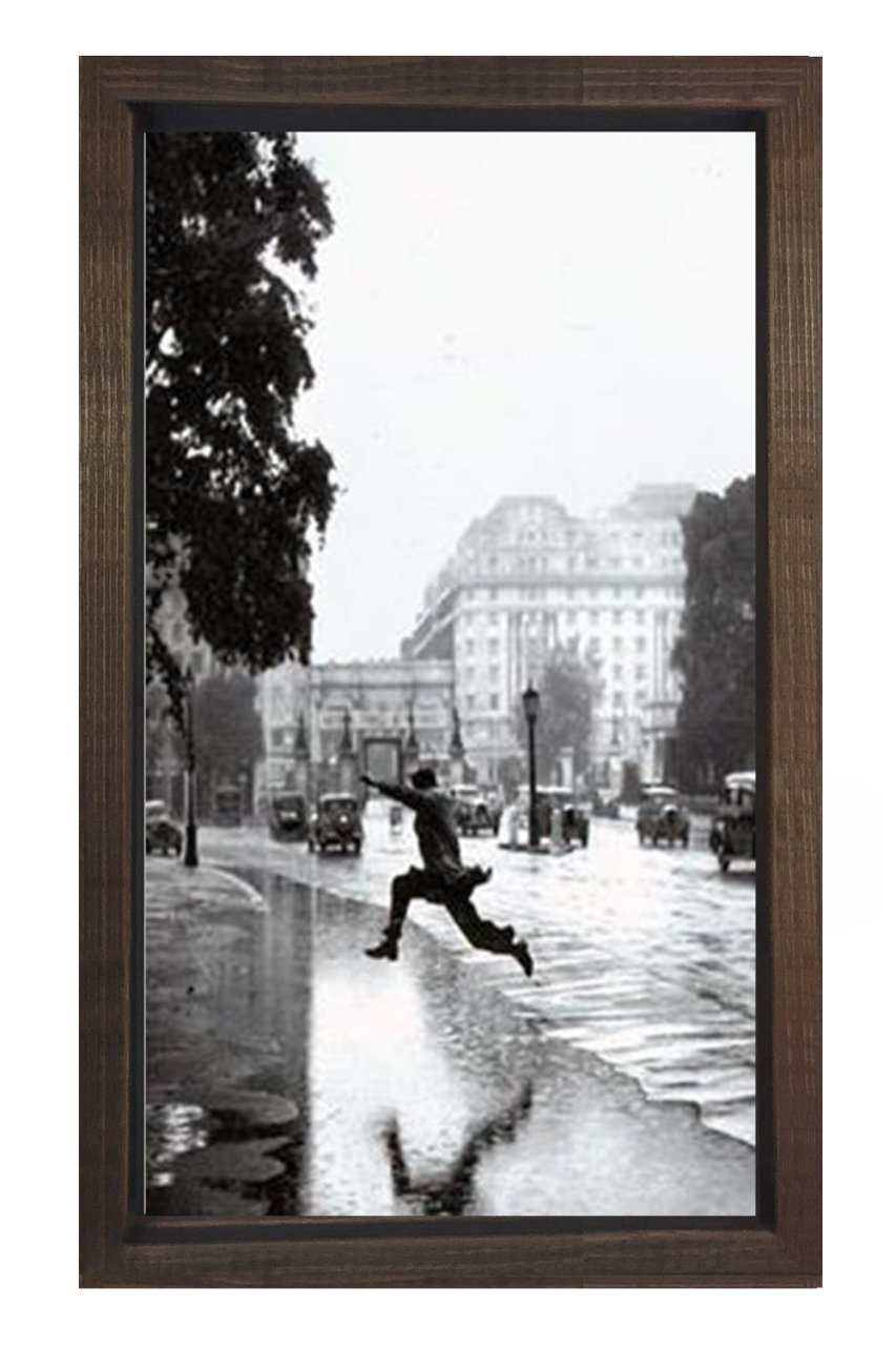 Sevinçli Adam Tablosu Kahverengi Ahşap - 40x60