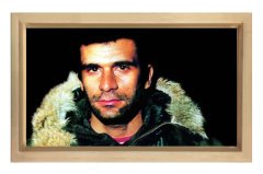 Deniz Gezmiş Parkayla Tablosu Naturel Ahşap Çerçeve - 45x30