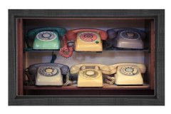 Eski Telefonlar Tablosu Siyah Ahşap - 50x70