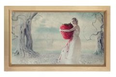 Çilek Kadını Tablosu Naturel Ahşap Çerçeve - 100x150