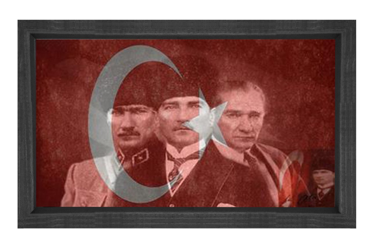 Atatürk Ve Türk Bayrağı Tablosu Siyah Ahşap - 50x70