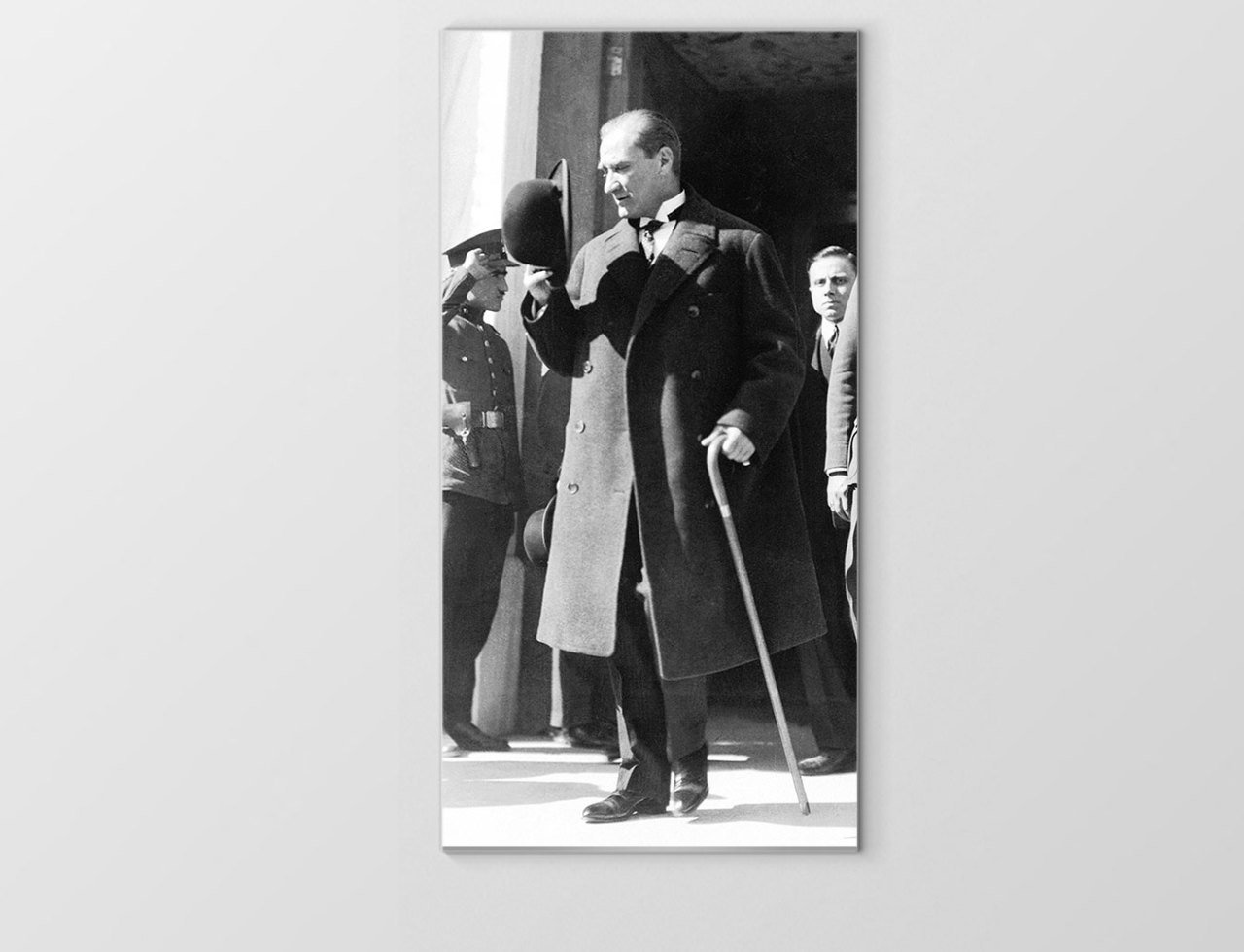 Atatürk Siyah Beyaz Tablosu Çerçevesiz - 100x200