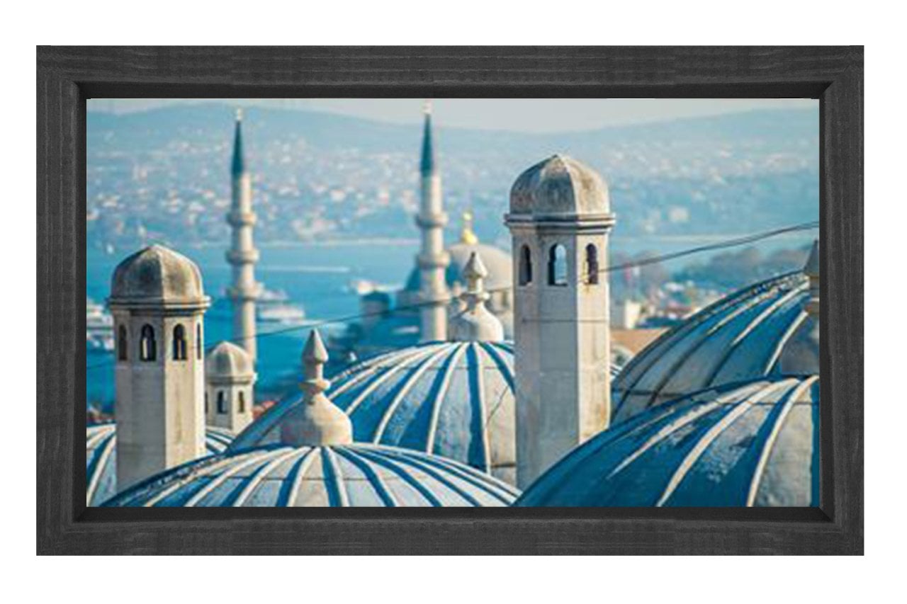 İstanbul Ve Cami Kubbeleri Tablosu Siyah Ahşap Çerçeve - 50x70