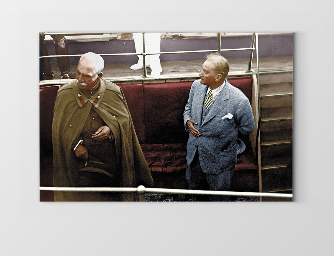 Atatürk ve İran Şahı Tablosu Çerçevesiz - 45x30