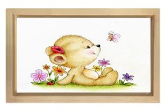 Çiçekli Ayıcık Ve Kelebek Tablosu Naturel Ahşap Çerçeve - 45x30