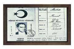 Atatürk Nüfüs Kağıdı Tablosu Kahverengi Ahşap - 40x60