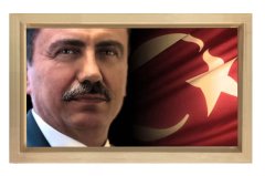 Sayın:Muhsin Yazıcıoğlu Tablosu Naturel Ahşap Çerçeve - 45x30