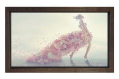 Çiçek Kadın Tablosu Kahverengi Ahşap Çerçeve - 50x70