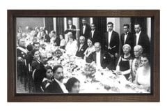 Atatürk ve Yemek Masası Tablosu Kahverengi Ahşap Çerçeve - 50x90