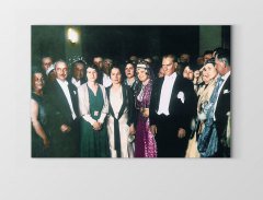 Atatürk ve Balo Tablosu Çerçevesiz - 40x60
