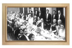 Atatürk ve Yemek Masası Tablosu Naturel Ahşap Çerçeve - 100x200