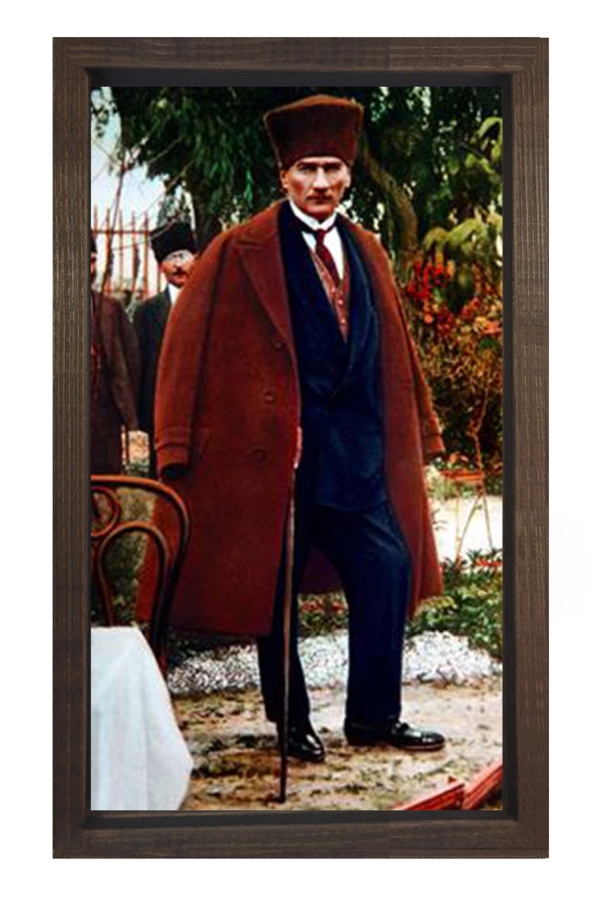 Atatürk Ve Kalpaklı Endam Tablosu Kahverengi Ahşap - 100x150
