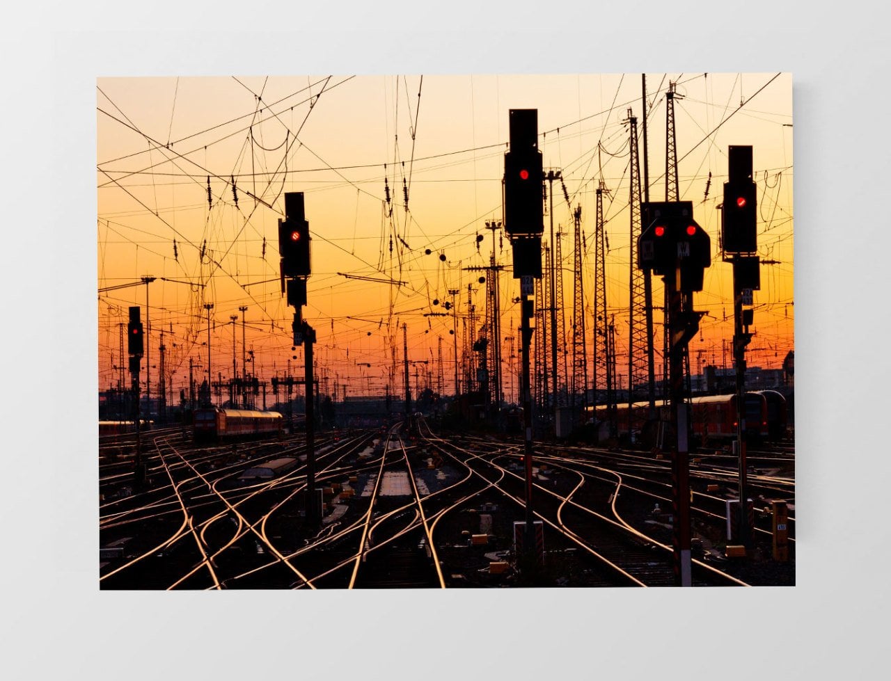 Raylar Tablosu Çerçevesiz - 50x70