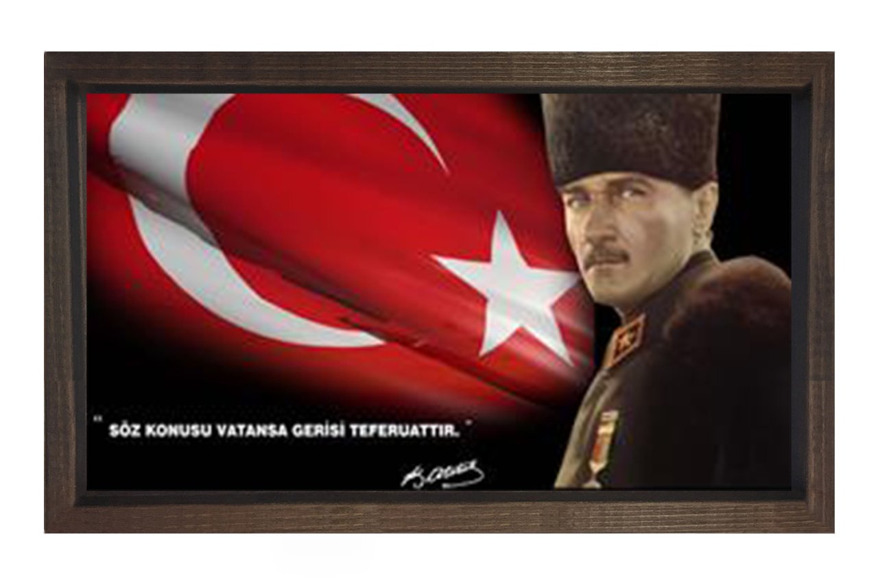 Atatürk Askeri Üniforma Tablosu Kahverengi Ahşap Çerçeve - 100x200