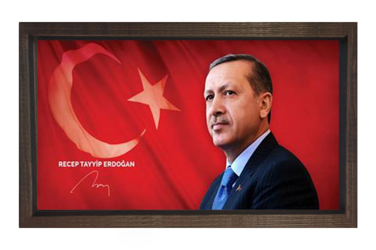 Sayın: Recep Tayyip Erdoğan Tablosu Kahverengi Ahşap Çerçeve - 100x150